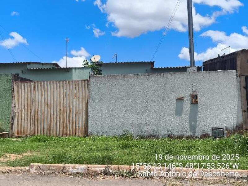 Casa com 2 quartos em Santo Antônio do Descoberto/GO