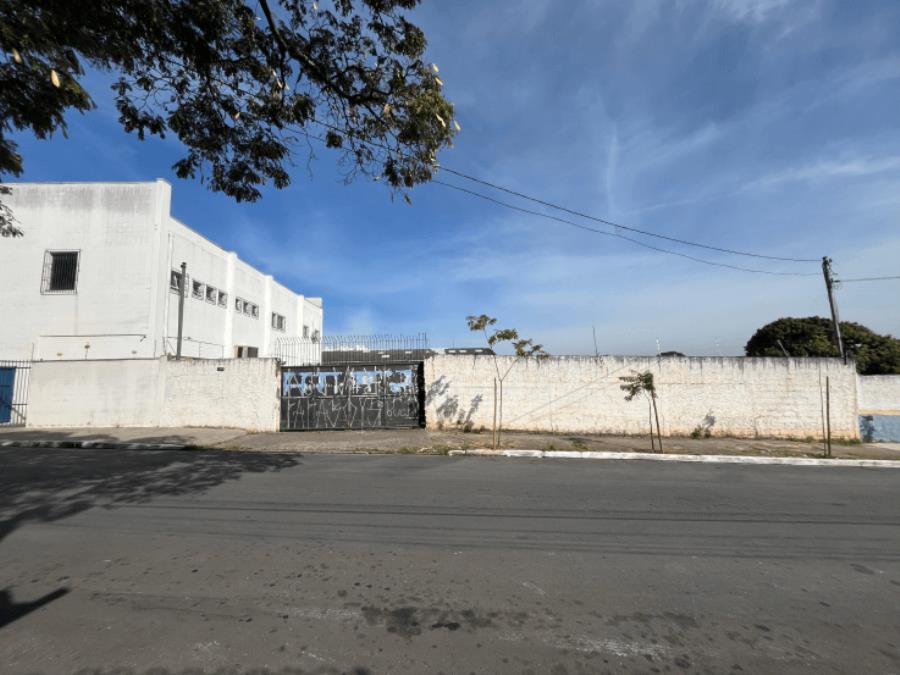 Terreno Amplo em São Paulo com 825m²