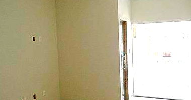 Casa com 3 quartos, 2 banheiros e 91m² construída, ocupada