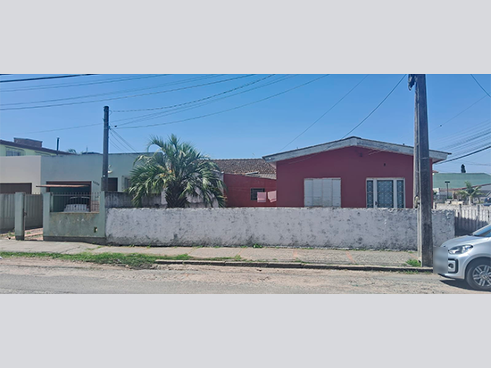 Casa com 2 quartos, 69m², ocupada, em Pelotas
