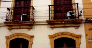 Casa com 3 quartos e 370,9 m²