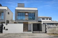 Casa com 2 quartos, 2 banheiros e 128m² em Itapoá/SC