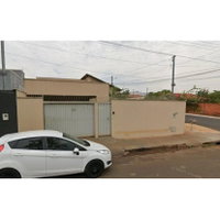 Casa com 61m², 2 quartos, 1 banheiro, ocupada