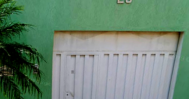 Casa com 100m² construída em terreno de 200m² em Contagem - MG