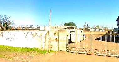 Amplo Terreno Urbano com Barracão e Benfeitorias