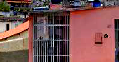 Casa em Itaquera com 210,30 m²