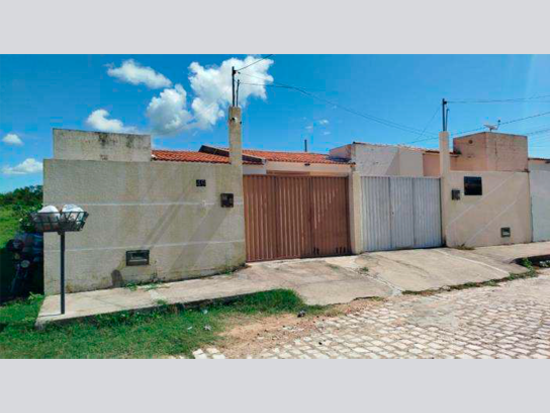 Casa com 89,48m² em Cajazeiras - Ocupada