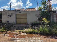 Casa 2 quartos, 2 banheiros, 70m², vaga na garagem em Goiânia