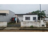 Casa 2 Quartos, 1 Banheiro, 48m² Construída - Ocupada