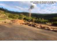 50% de imóvel agrícola com 3 casas e área ampla