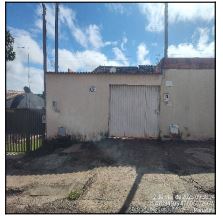 Casa com 2 quartos, 2 banheiros, 2 varandas e 64m² construída
