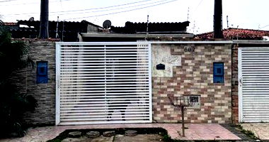Casa com 2 Quartos em Peruíbe/SP