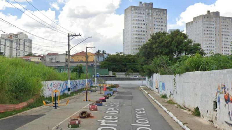 Terreno Amplo em São Paulo com 21.388m² Próximo ao Shopping Central Plaza