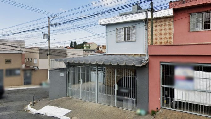 Casa 131 m² com 0 quartos e 0 banheiros, área construída, desocupada