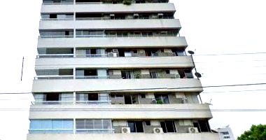 Apartamento com 3 quartos, 1 suíte, 2 vagas e 132m² útil