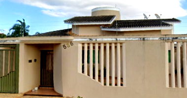 Residencial com 4 Quartos e Área Externa em Patos de Minas