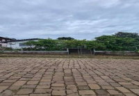 Casa com 7 peças e 1 banheiro, área construída de 123,50m²