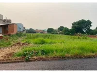 Terreno amplo no Centro de Tupssi - e pronto para proposta