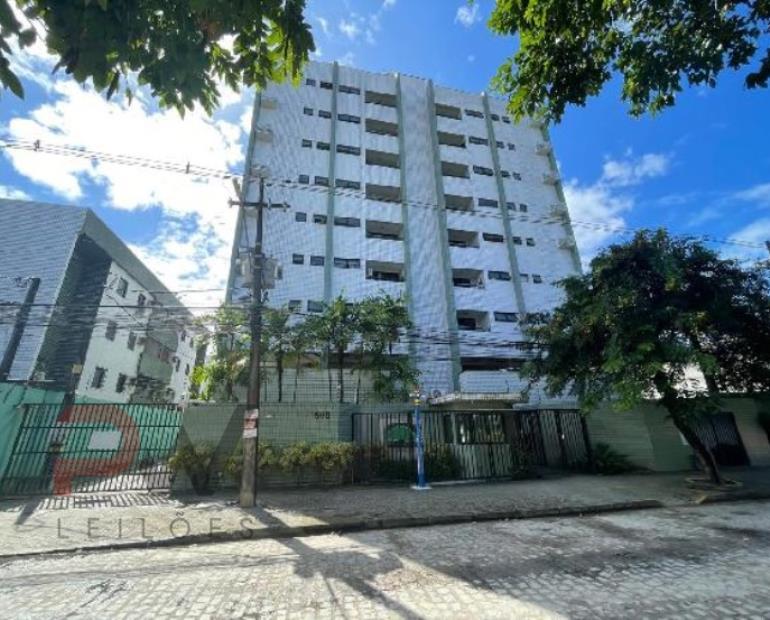 Apartamento com 2 quartos em Recife