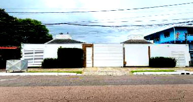 Casa em condomínio com 3 quartos, 2 banheiros, 96.71m² construída, ocupada