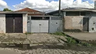 Casa ocupada com 70 m² construídos