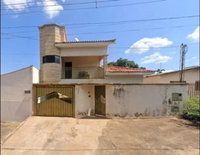 Sobrado com 3 dorms, 1 suíte, churrasqueira e garagem