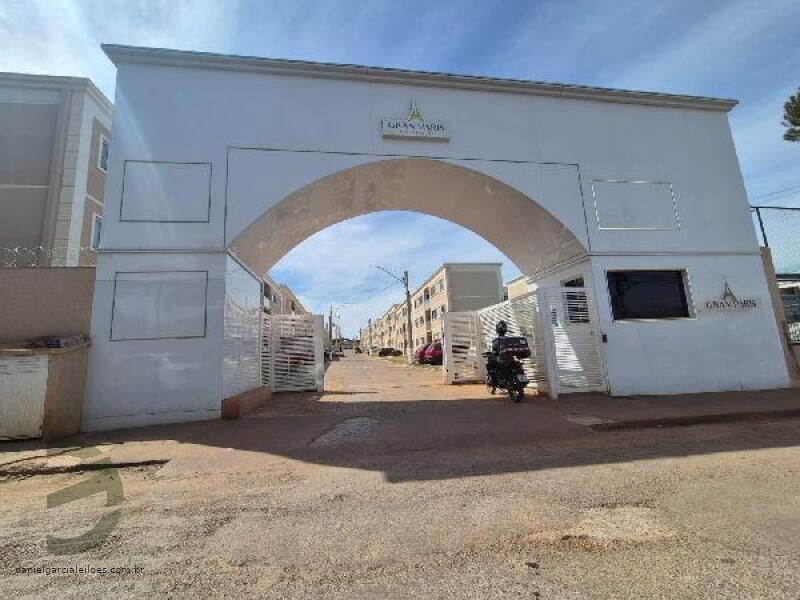 Apartamento 2 Quartos com Vaga em Valparaíso de Goiás