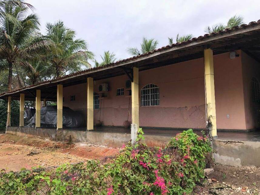 Casa Padrão Ocupada com Ampla Área em Penedo/AL