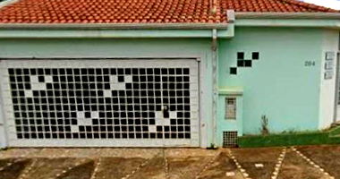 Casa Ocupada no Centro com 139m² de Terreno