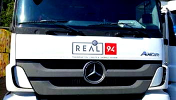 Mercedes-Benz Axor 2544 LS - Caminhão Trator