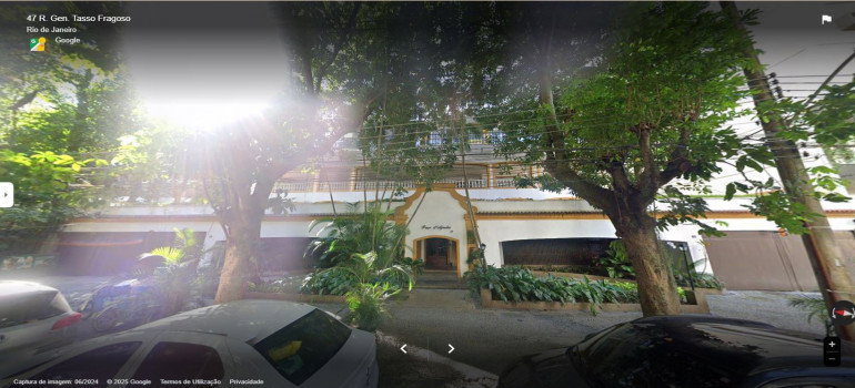 Apartamento 402 com 2 vagas e 165m², fração ideal 45/1000