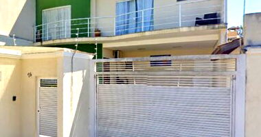 Casa 172m² com 172,59m² construída, desocupada, ótima oportunidade