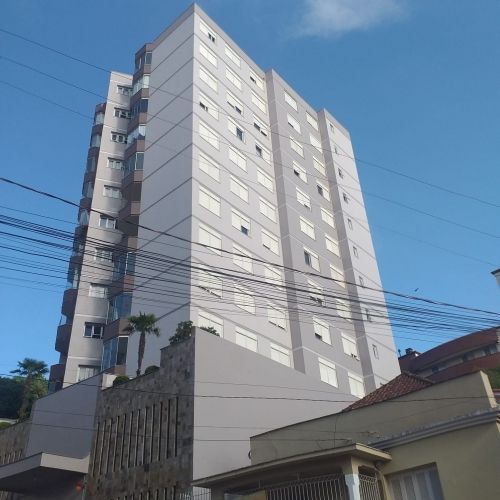 Apartamento com 3 dormitórios e 1 banheiro, 83m²