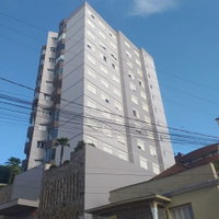Apartamento com 3 dormitórios e 1 banheiro, 83m²