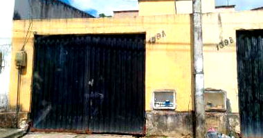 Casa Ocupada com 51m² de Área Construída