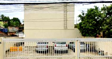 Casa com 2 Quartos e Garagem em Nova Iguaçu