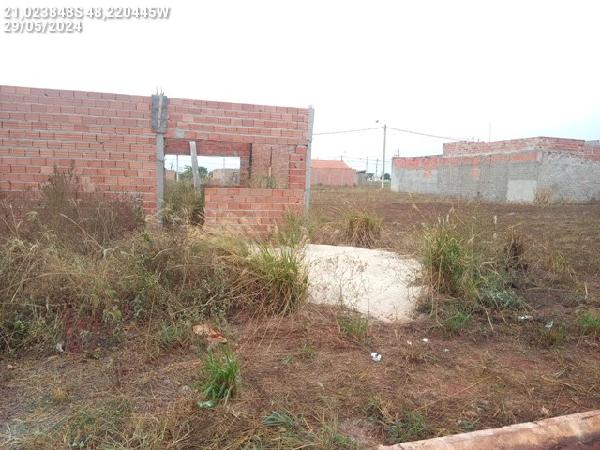 Terreno com 200m², ideal para construção residencial