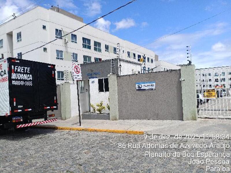 Apartamento com 3 quartos, 2 banheiros e 1 vaga de garagem