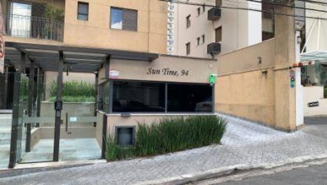 Apartamento com 1 quarto, 1 vaga, 56 m²