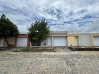 Casa com 3 quartos em Camocim, CE