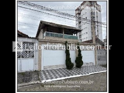 Casa com 73,71m² em Praia Grande, ótima oportunidade