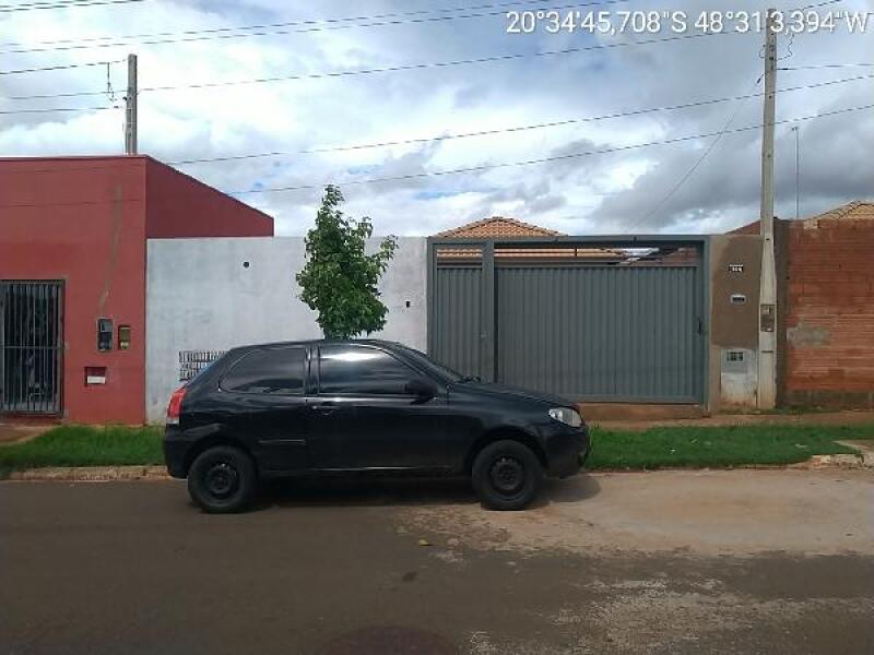 Casa no Conjunto Habitacional Vida Nova com 2 Quartos