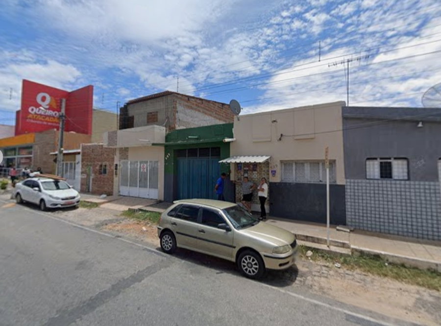 Casa com 96m² no Centro de Patos/PB