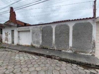 Casa 110m² com 3 Dormitórios e 2 Banheiros em Cachoeira Paulista