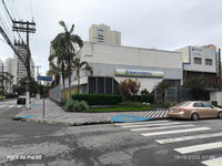 Prédio Comercial com Locação Simultânea em Guaruj