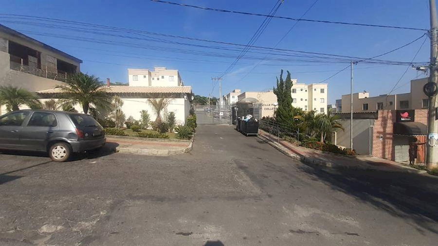 Apartamento com 2 quartos, 2 banheiros e 1 vaga de garagem