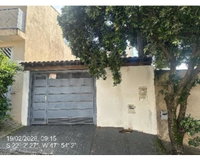 Casa com 2 quartos e 78,74 m² em lote de 126 m²