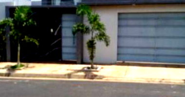 Casa com 3 quartos, 2 banheiros, 159m² área privativa