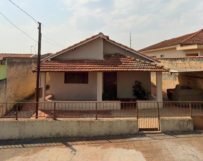 Casa com 3 cômodos em Terra Roxa/SP