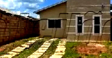 Casa com 2 quartos, 46,49m², terreno 200m², desocupada